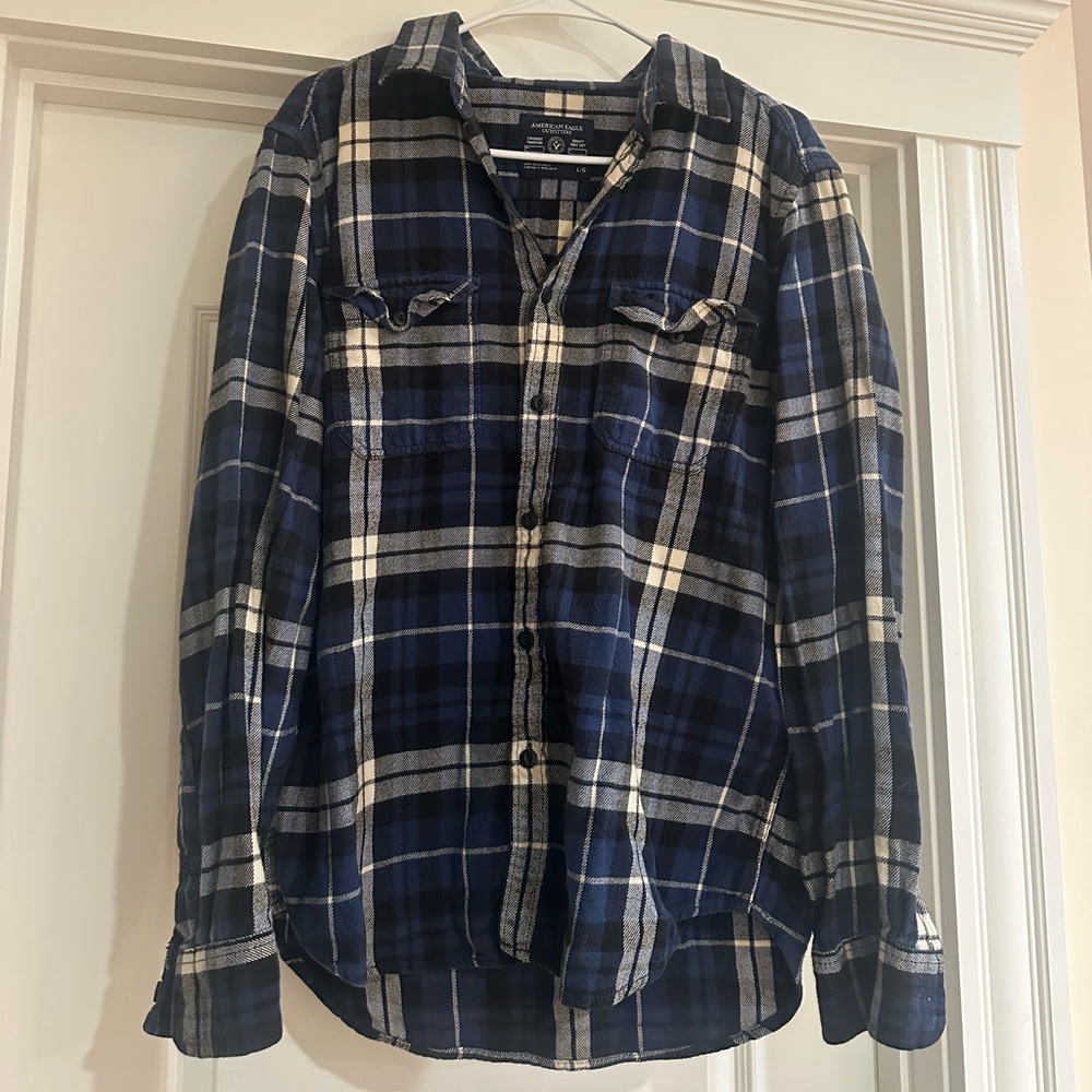 American Eagle Blue Plaid Button-Up Shirt